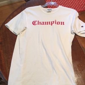 Champion t-shirt